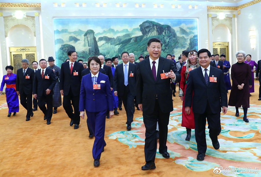 习近平 ：扎实推动经济高质量发展和脱贫攻坚